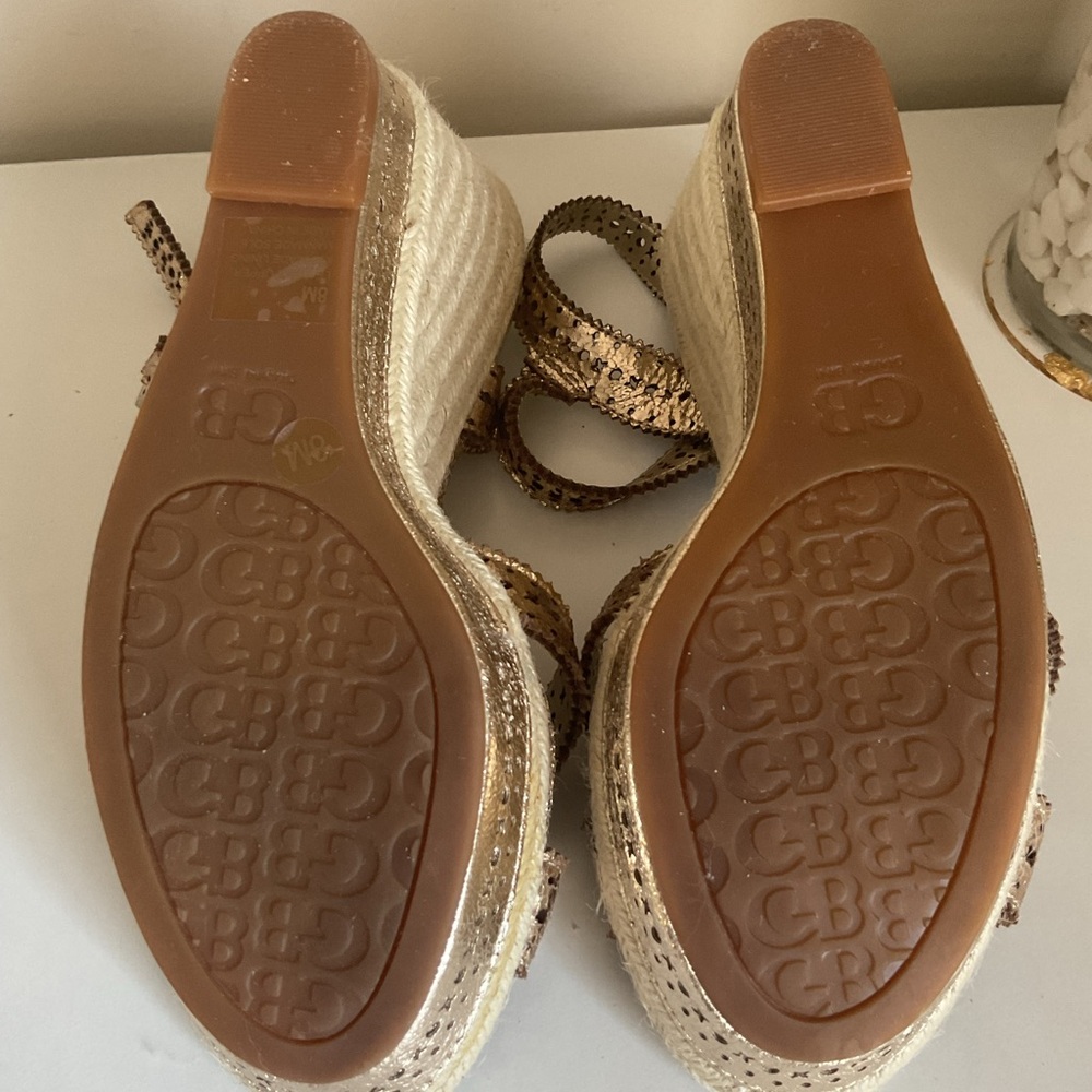 Gianni Bini Gold Metallic Espadrille Platform Wedge Sandals Size 8 - Picture 12 of 13